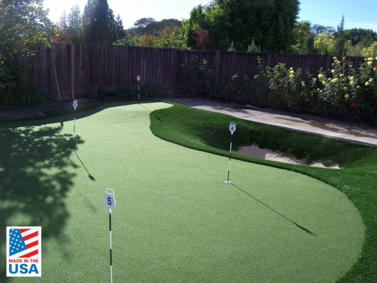 home putting green